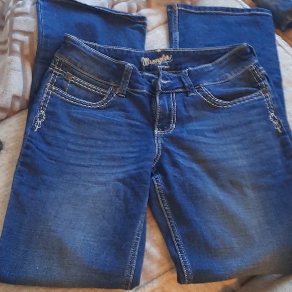 Wrangler Bootcut Stretch Jeans - Picture 2 of 2